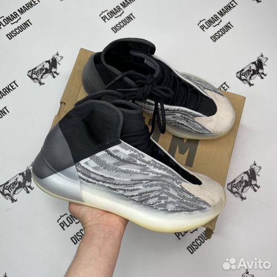 Оригинал 41 eu Adidas originals yeezy qntm