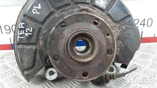Ступица передняя левая volkswagen passat B7 (TEA12
