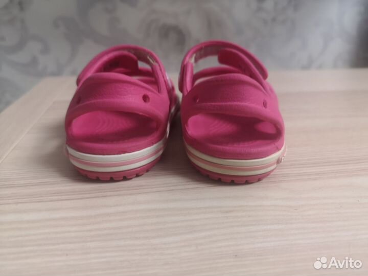 Сандалии Crocs C4