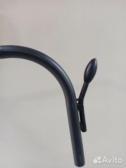 Вешалка напольная, 150 см х 110 см