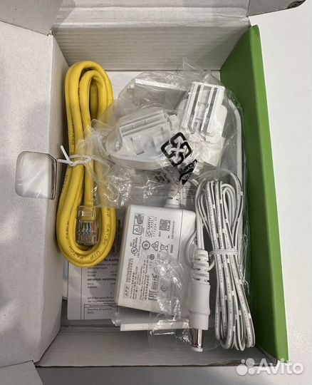 Роутер zyxel 4G LTE-A Indoor IAD LTE3316-M604