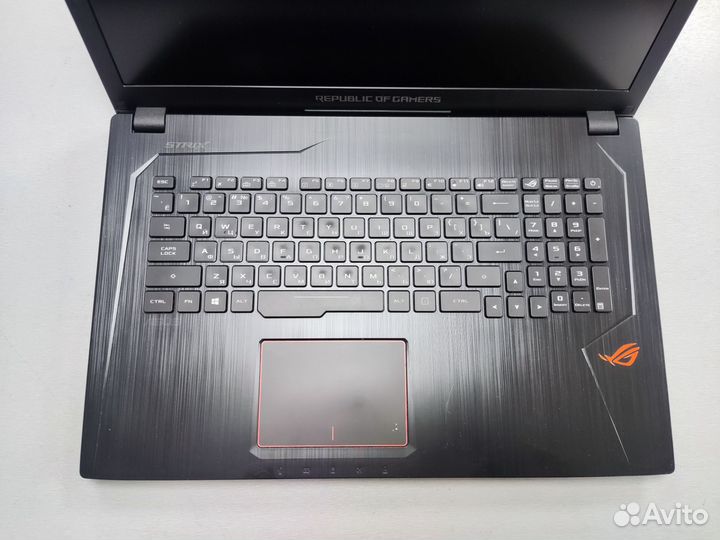 Игровой ноутбук Asus ROG i7-7770HQ/16GB/GTX 1050Ti