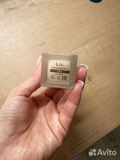 Тональный крем LIC soft velvet