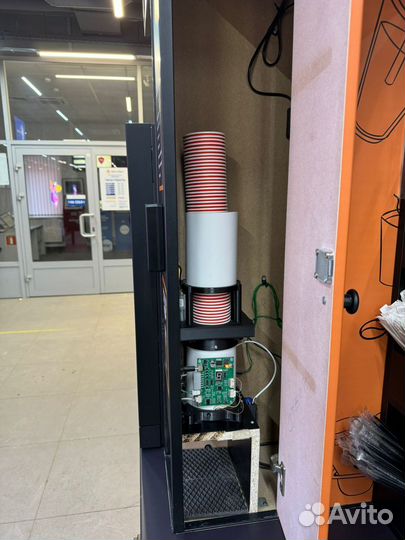 Готовая кофе стойка Unicum nero 2022г