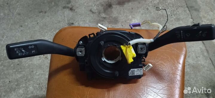 Подрулевой переключатель Skoda A5