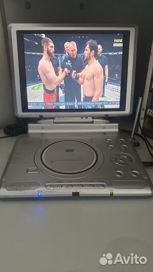 Портативный dvd проигрыватель