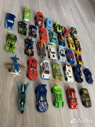 Машинки хот вилс hot wheels