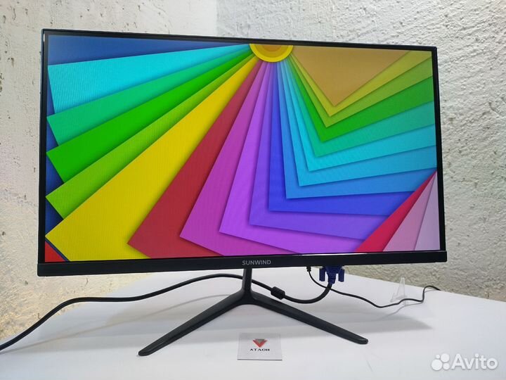 Монитор SunWind VA, 100 Гц, Новый