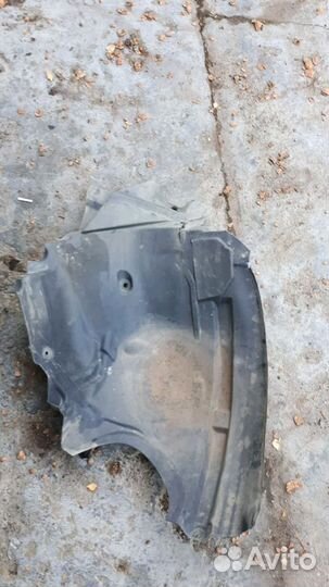 Подкрыльник передний мерседес w212
