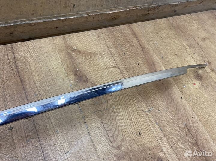 Молдинг заднего бампера центр Vw Tiguan 2017-2023