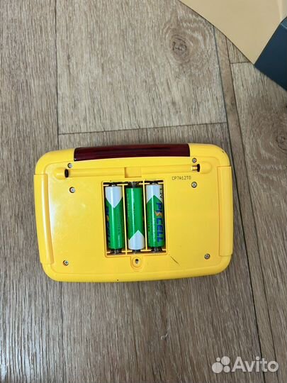 Подъемный кран игрушка