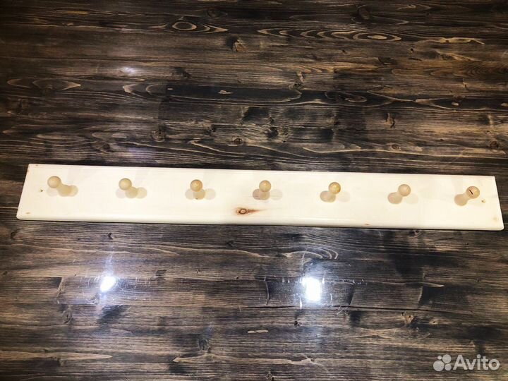 Крючки вешалки