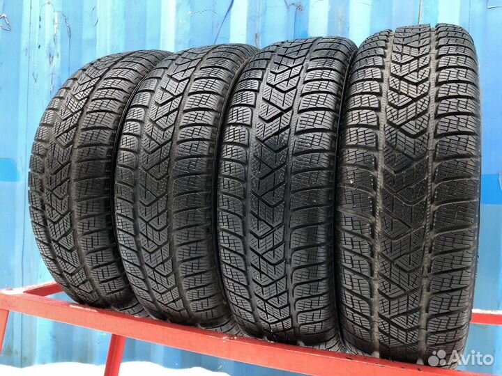 Pirelli Scorpion Winter 215/70 R16