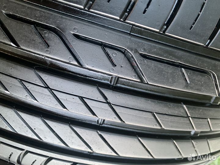 Bridgestone Turanza T001 225/55 R17 97W