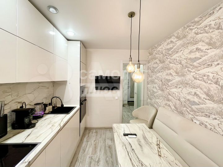 2-к. квартира, 51 м², 1/9 эт.