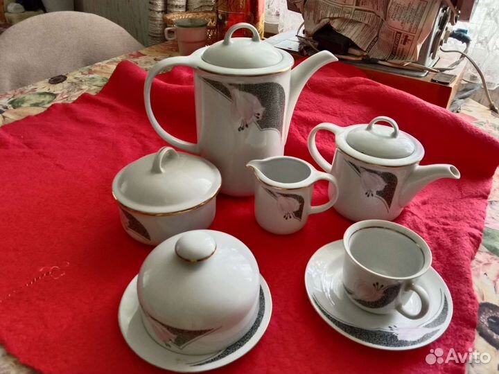 Сервиз чайно кофейный на 12 персон гдр эдельвейс