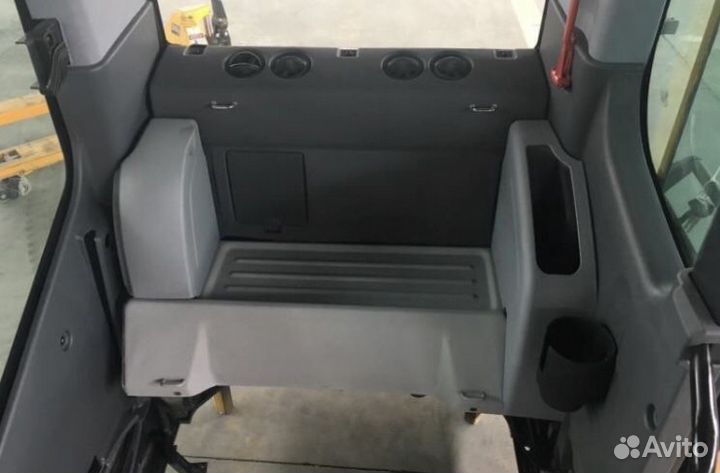 Кабина Komatsu PC300-8