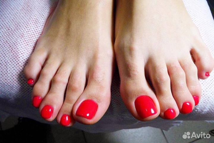 Маникюр и педикюр