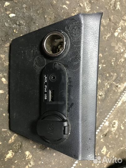 Usb розетка KIA Rio 3