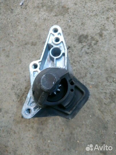 Стартер Nissan Juke F15