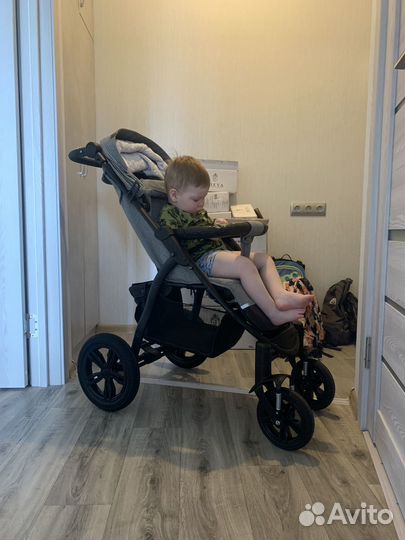 Прогулочная коляска bubago cross air