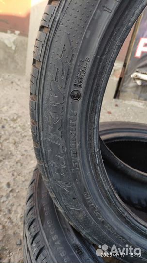 Kumho I'Zen KW27 225/45 R18 V