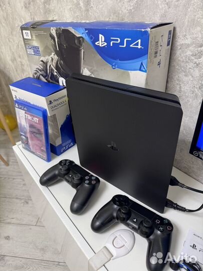 Sony PS4 Slim 1tb