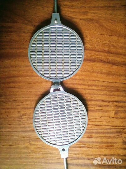 Формы для выпечки. Орешница, вафельница