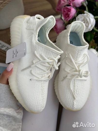 Женские кроссовки Adidas Yeezy boost 350