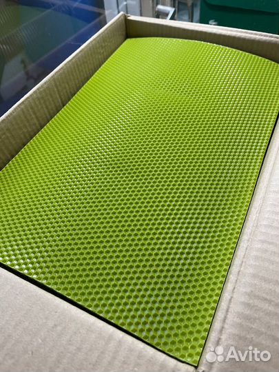 Вощина цветная