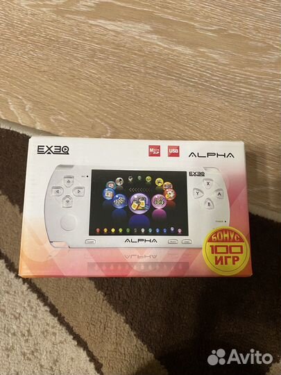 Игровая приставка Alpha