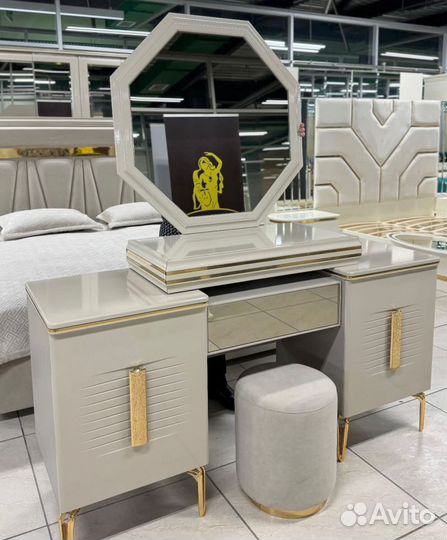 Спальня вивальди (6ти дверная)