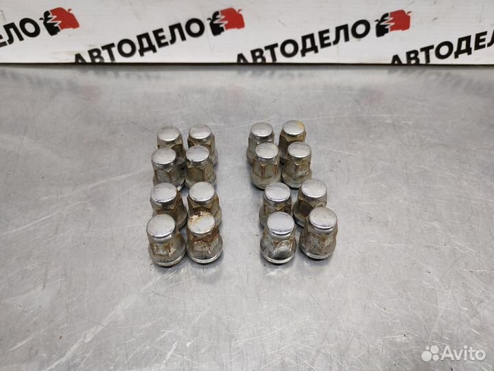Колесные гайки Mitsubishi Galant 8 1997 г.в
