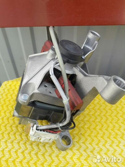 Двигататель стиральной машины