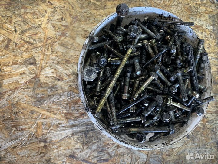 Болты японские