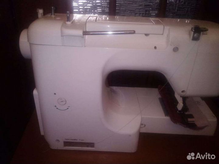 Швейная машина Jaguar