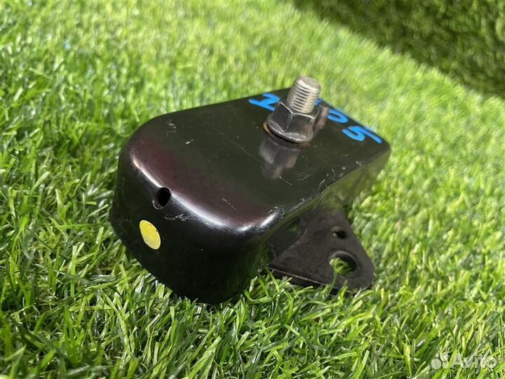 Подушка двигателя передняя Toyota Hiace/Regiusace