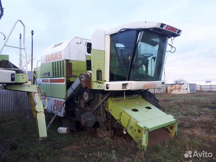 Комбайн Claas Mega, 2002