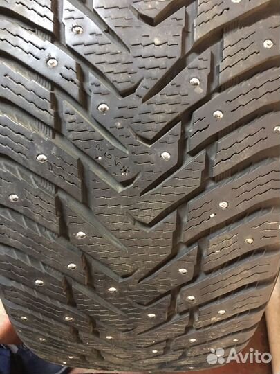 Комплект шипованных колес на Ленд Крузер 200