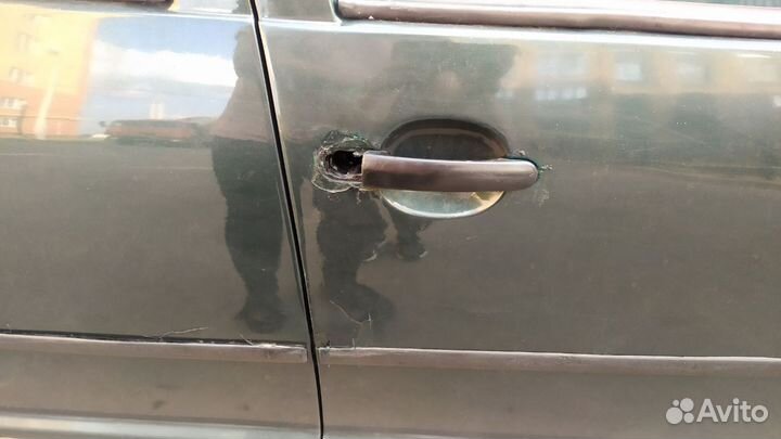 Volkswagen Golf 1.6 МТ, 1998, 269 448 км