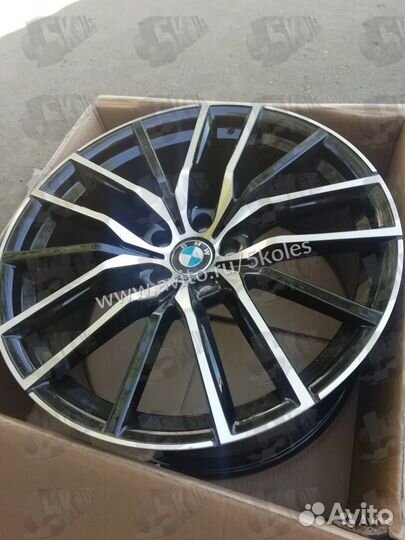 Литые диски на BMW X5 G05 R22
