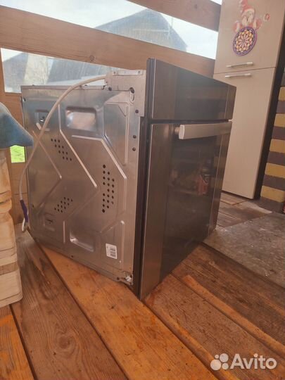 Продам духовой шкаф