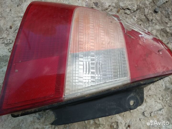 Задний фонарь Хундай Акцент левый