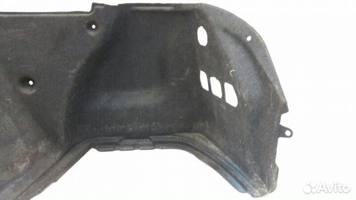 Обшивка багажника задняя правая Toyota Mark Ii