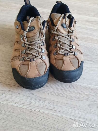 Туристическая обувь