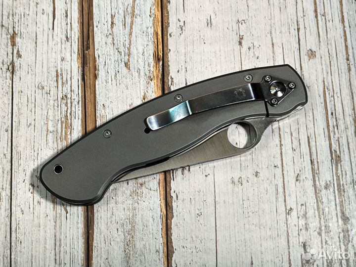 Нож Spyderco Military Titan