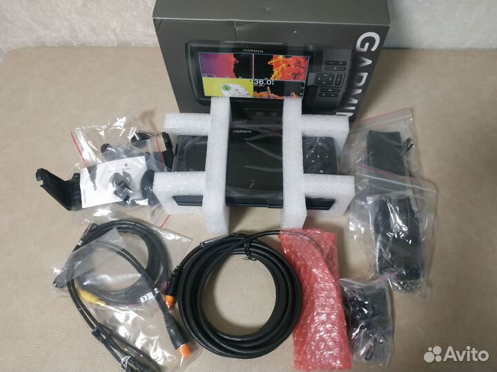 Эхолот Garmin Striker Vivid 7SV gt52hw-TM