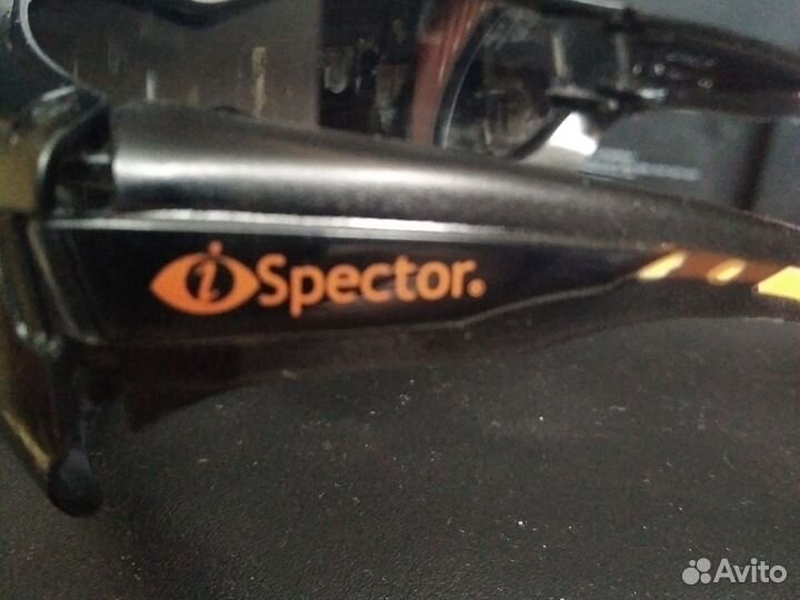 Солнцезащитные очки мужские