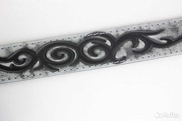 Мужской кожаный ремень 