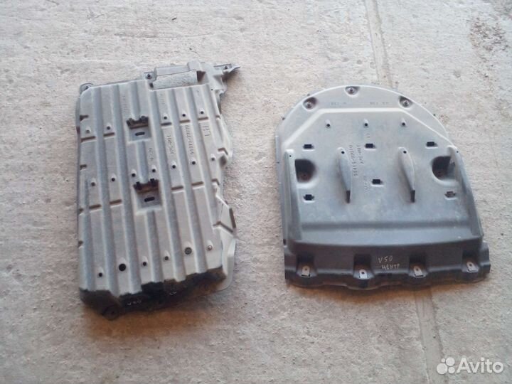 Защита днища Toyota Camry V50 2014 год